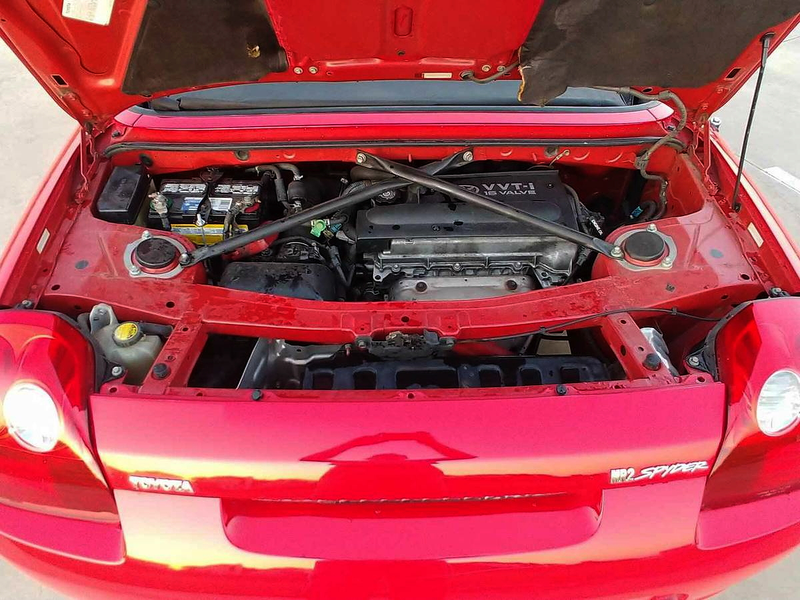 Illustration for article titled At $5,750, Could This 2003 Toyota MR2 Spyder Be Your Baby?